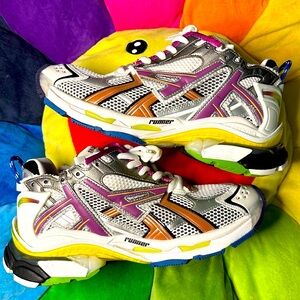 Balenciaga Runner “grey”